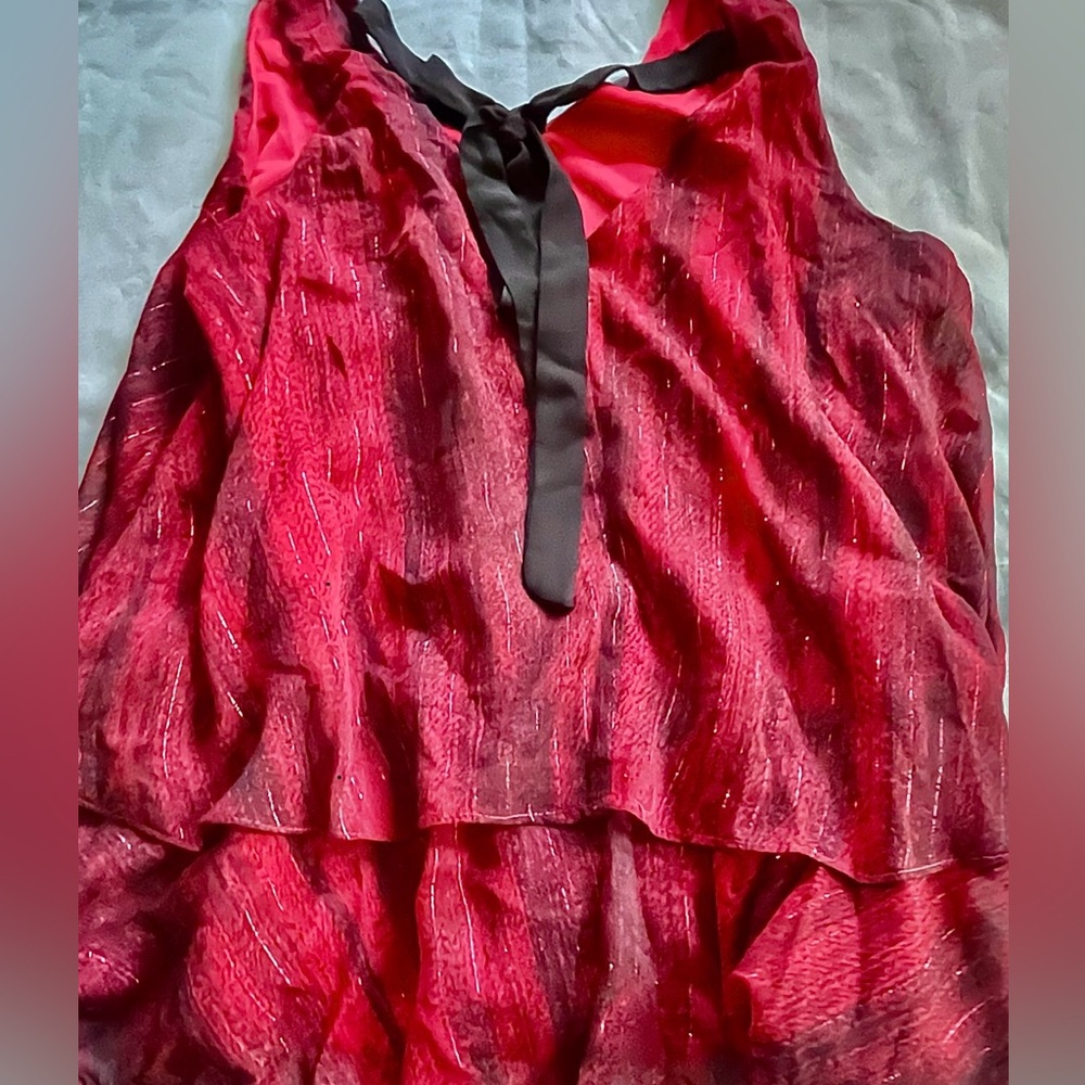 Bobeau red top metallic threads and tie at the back at the neck. Size Medium. - Picture 2 of 5